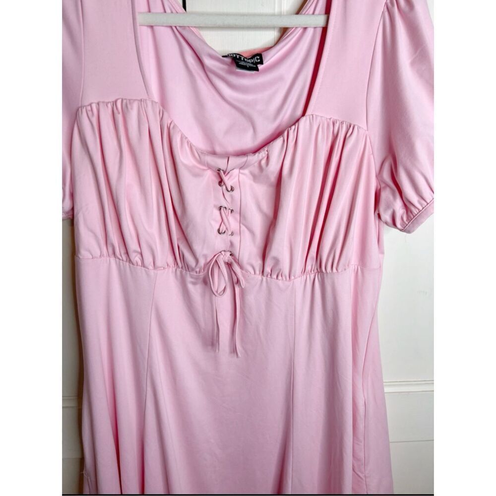 Hot Topic Pastel Pink Empire Dress Baby Pink Plus Size 2  Nwot - Picture 4 of 6
